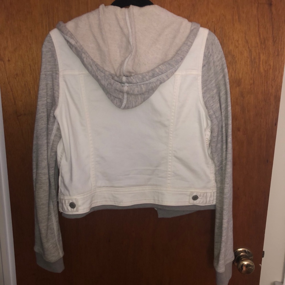 White denim jacket - Picture 2 of 2